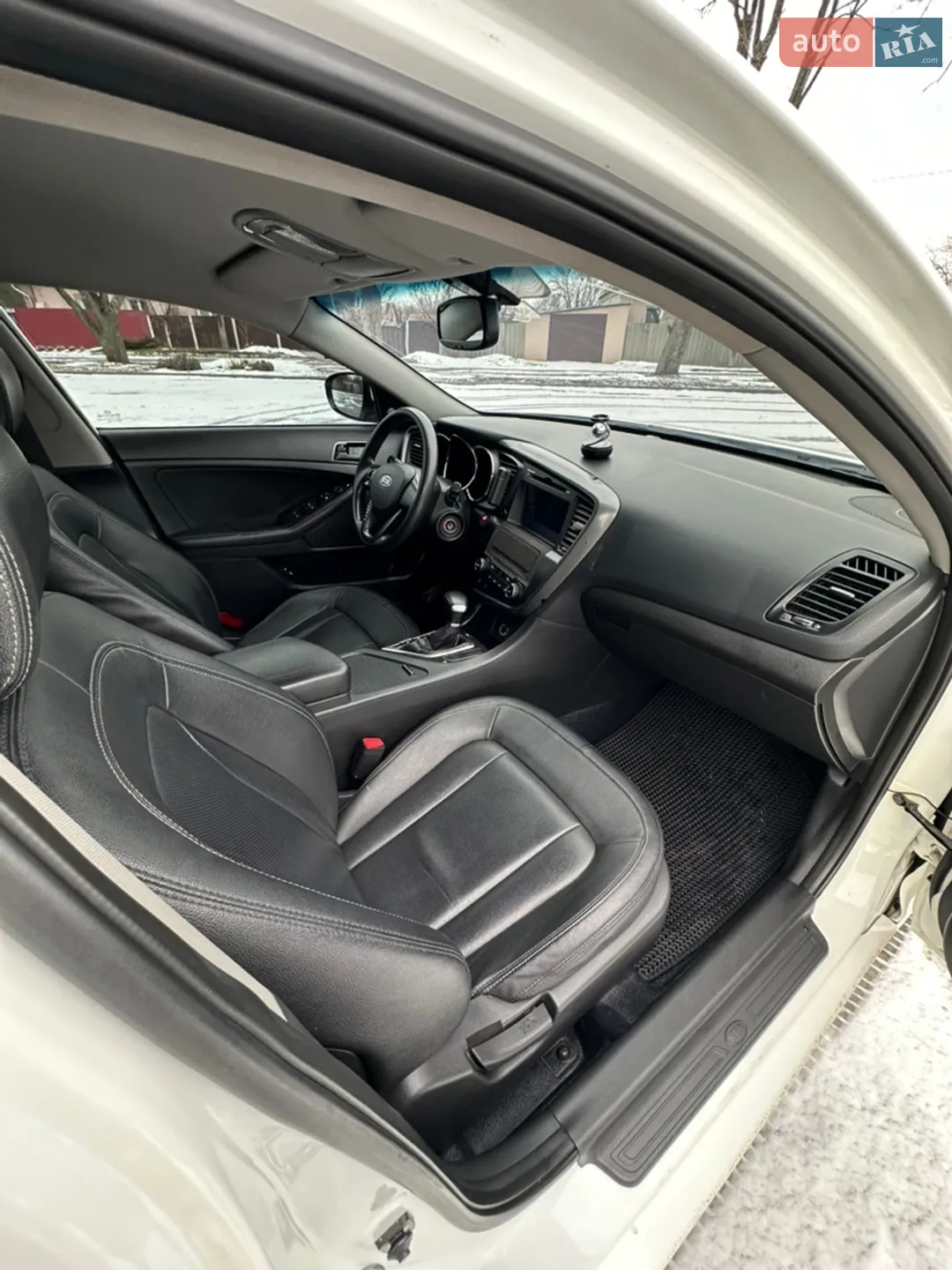 2011 Kia K5 - мініатюра 9
