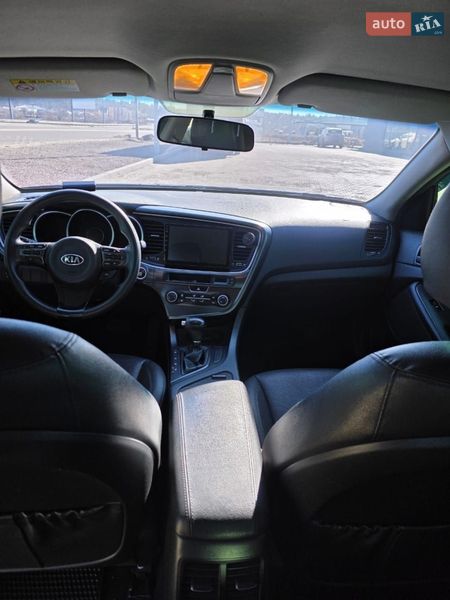 Седан Kia K5 2014 в Ірпені