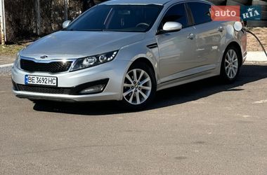 Седан Kia K5 2012 в Николаеве