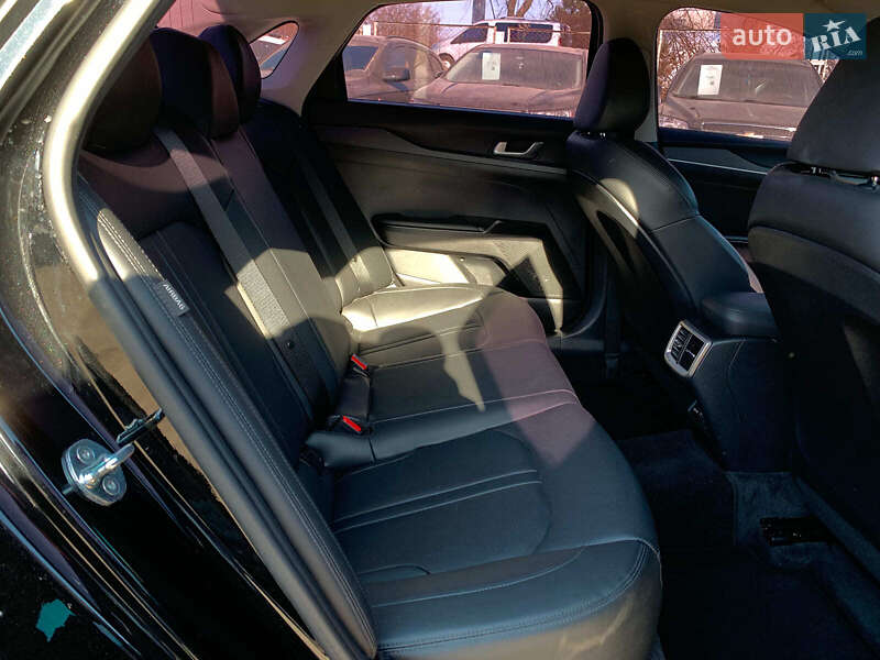 Седан Kia K5 2020 в Виннице