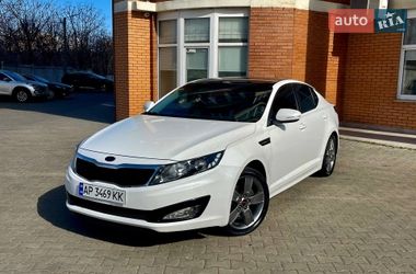 Седан Kia K5 2013 в Одессе