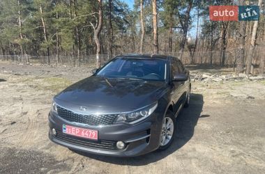 Седан Kia K5 2016 в Києві