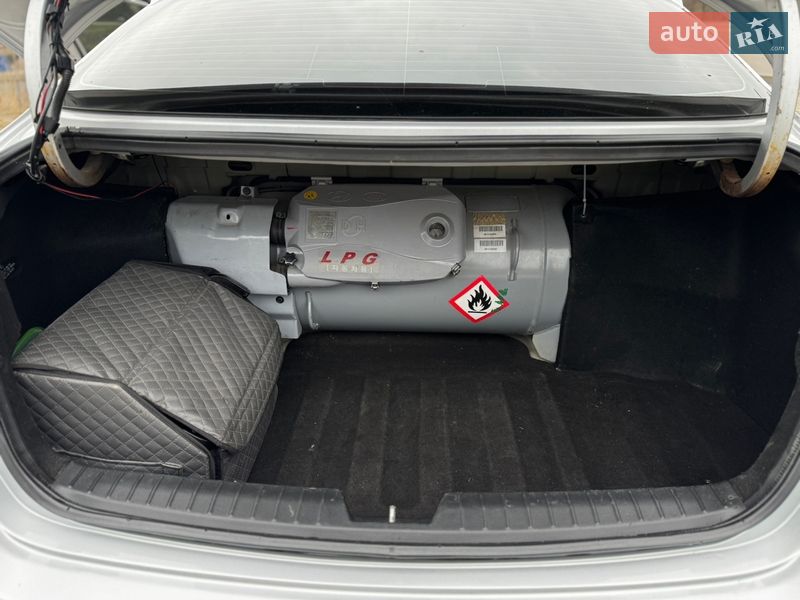 Седан Kia K5 2015 в Днепре