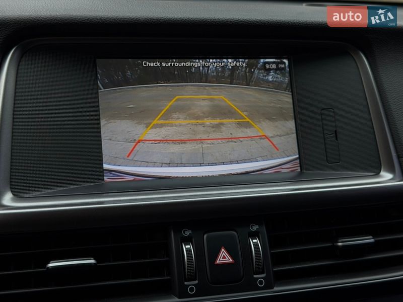 Седан Kia K5 2017 в Киеве