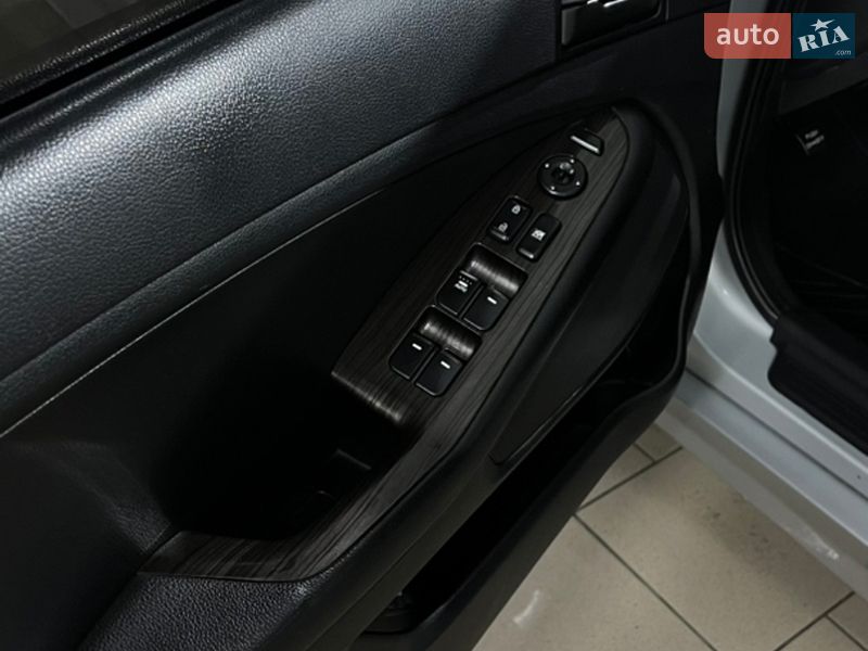 Седан Kia K5 2011 в Киеве фото 9 Седан Kia K5 2011 в Киеве