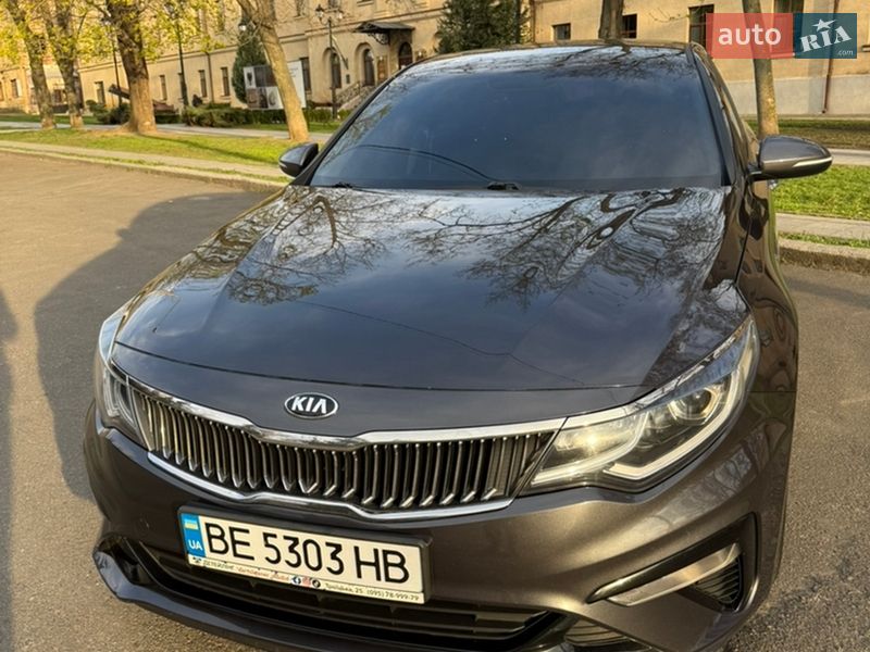 Седан Kia K5 2019 в Миколаєві