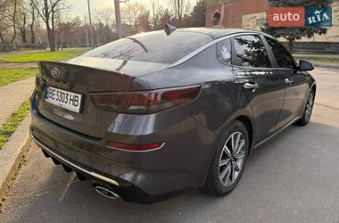 Седан Kia K5 2019 в Миколаєві