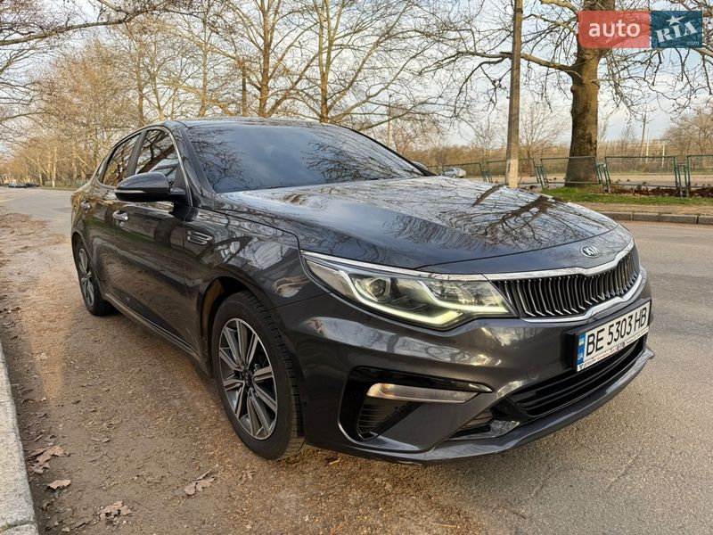 Седан Kia K5 2019 в Миколаєві