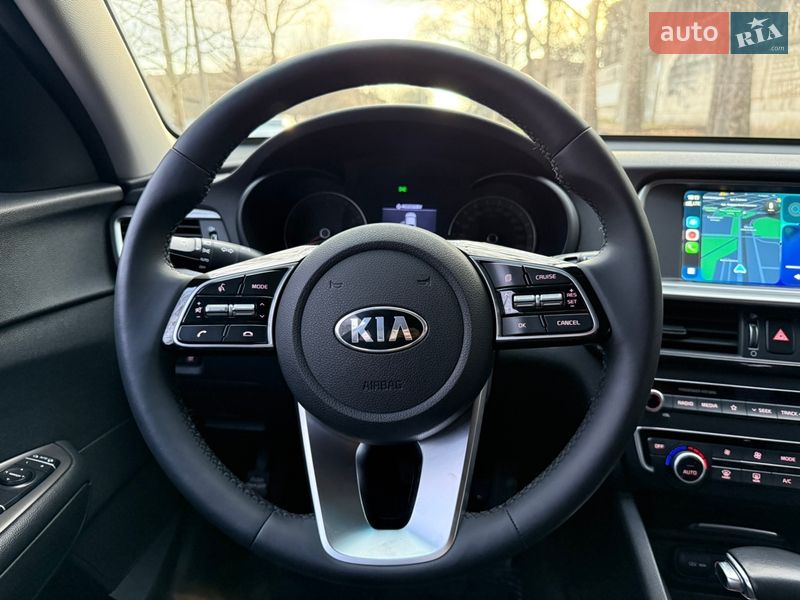 Седан Kia K5 2019 в Миколаєві