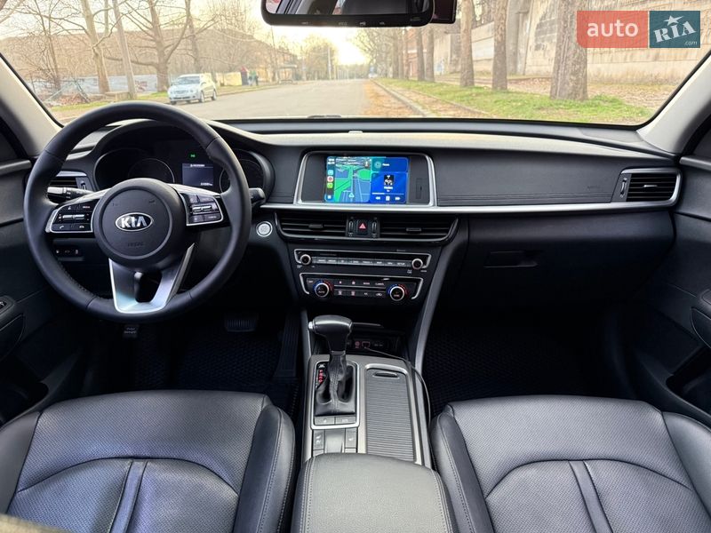 Седан Kia K5 2019 в Миколаєві