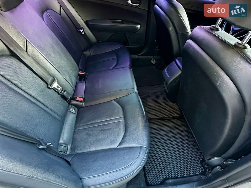Седан Kia K5 2016 в Києві фото 15 Седан Kia K5 2016 в Києві