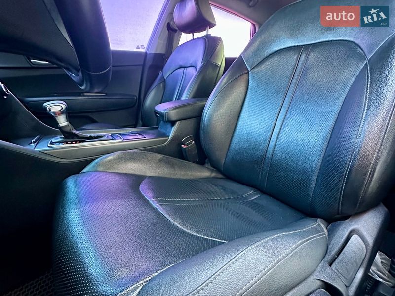 Седан Kia K5 2016 в Києві фото 28 Седан Kia K5 2016 в Києві