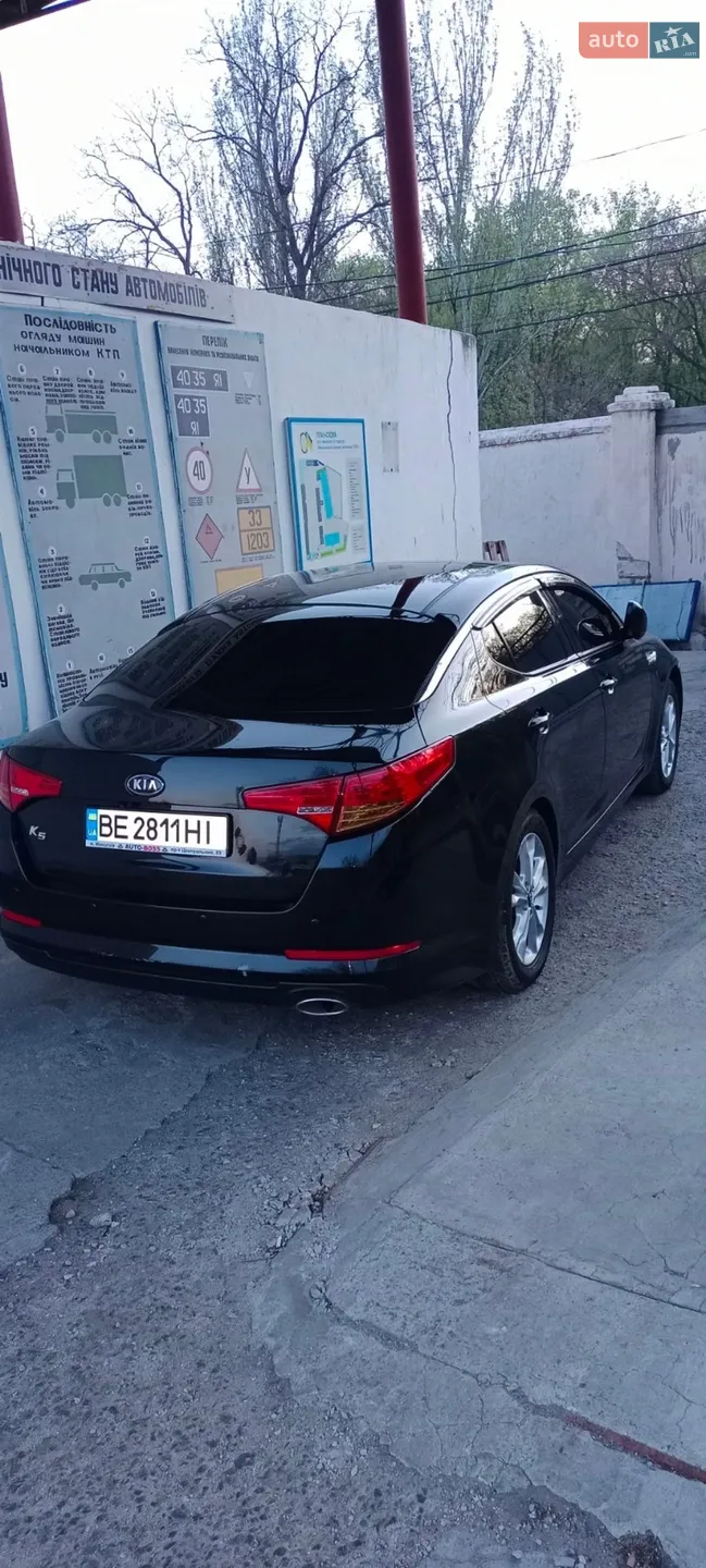2011 Kia K5 - мініатюра 3