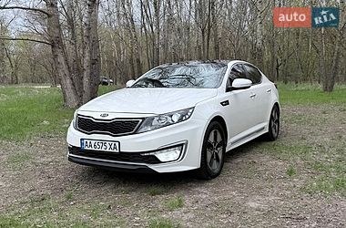 Седан Kia K5 2011 в Киеве