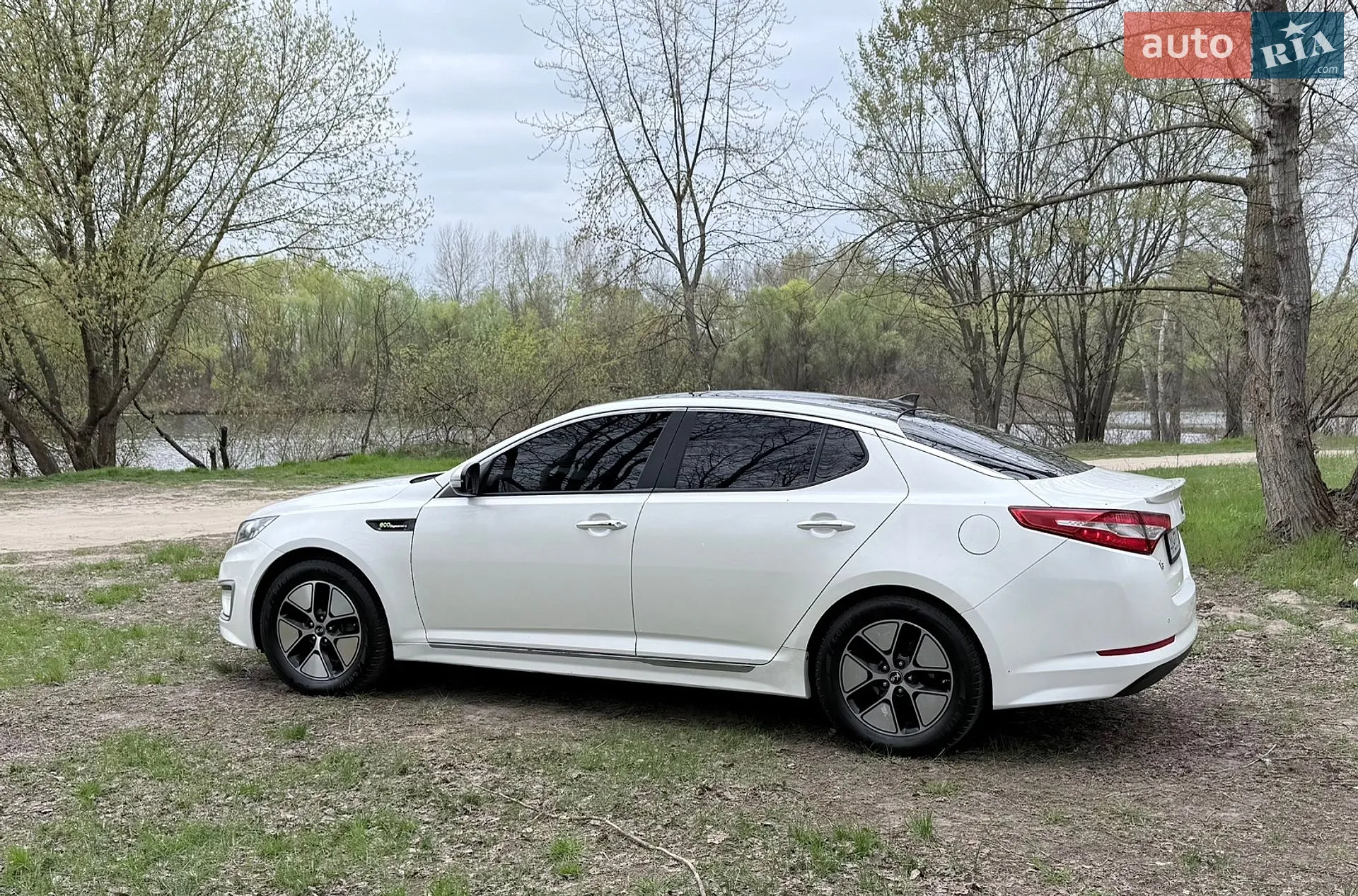 2011 Kia K5 - мініатюра 4