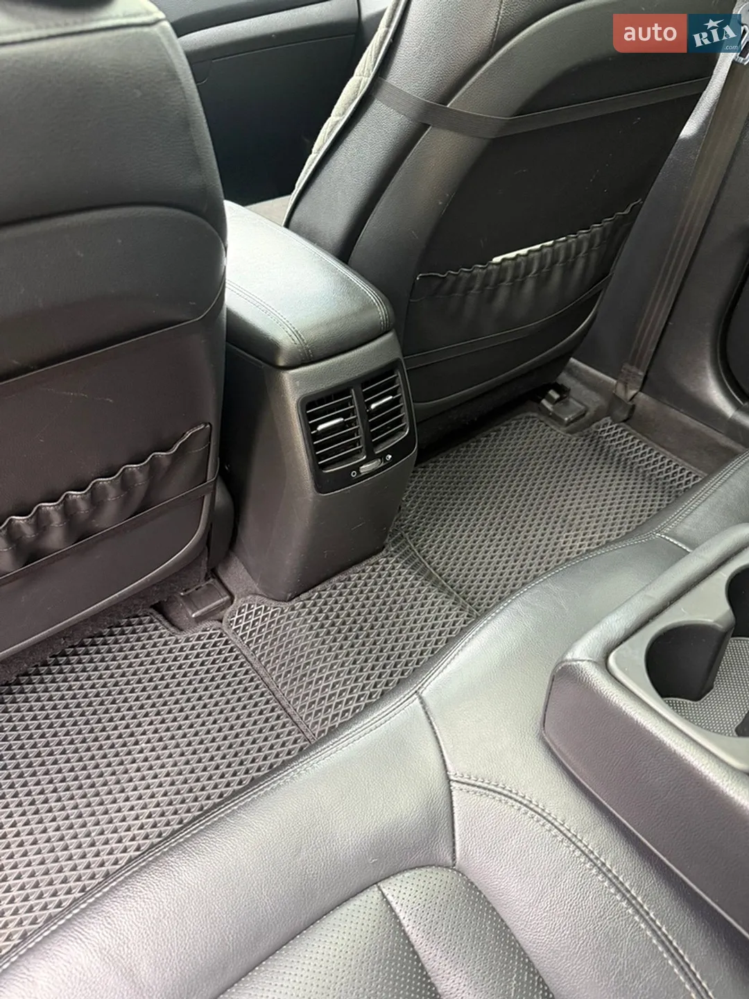 2011 Kia K5 - мініатюра 25
