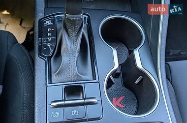 Седан Kia K5 2022 в Києві
