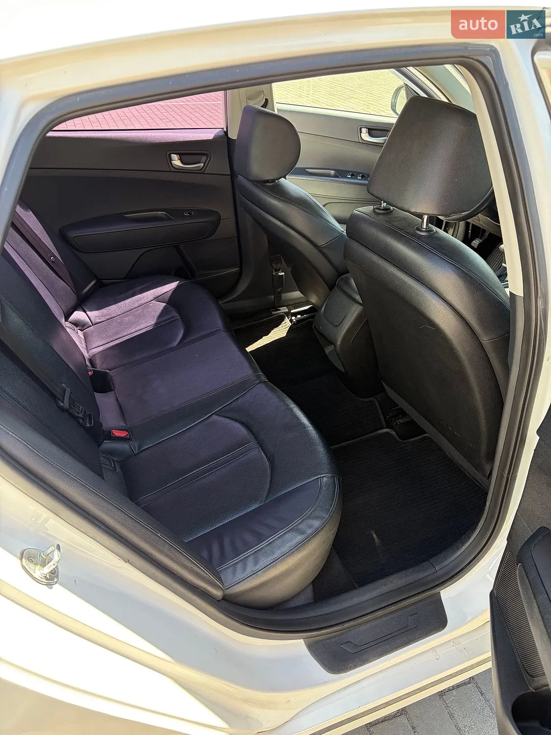 2016 Kia K5 - мініатюра 10