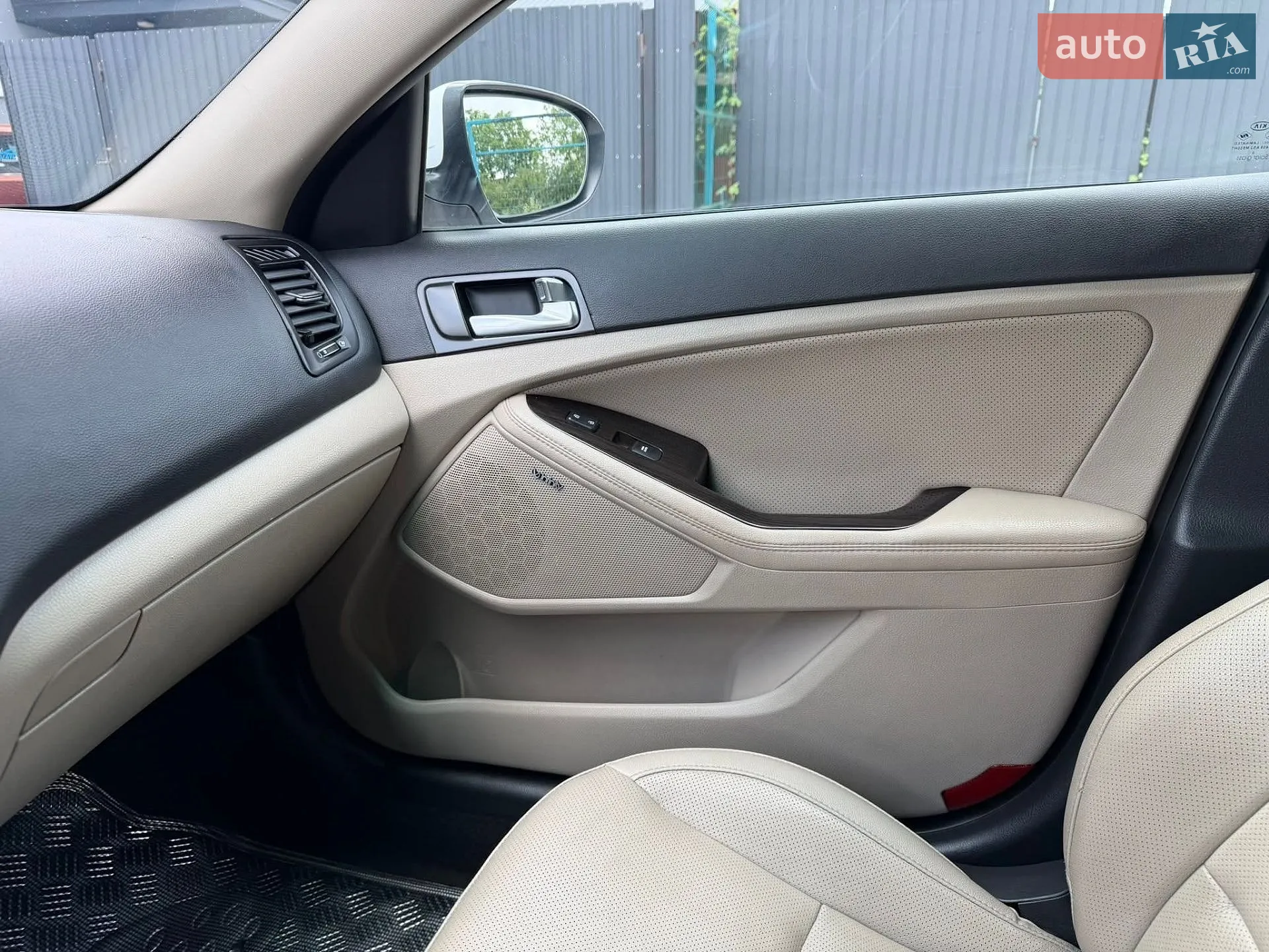 2014 Kia K5 - мініатюра 20