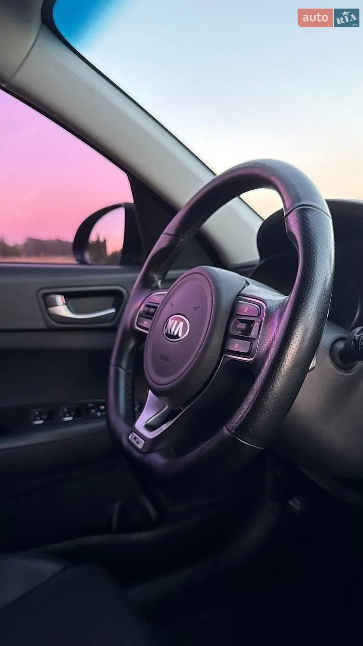 2015 Kia K5 - мініатюра 23