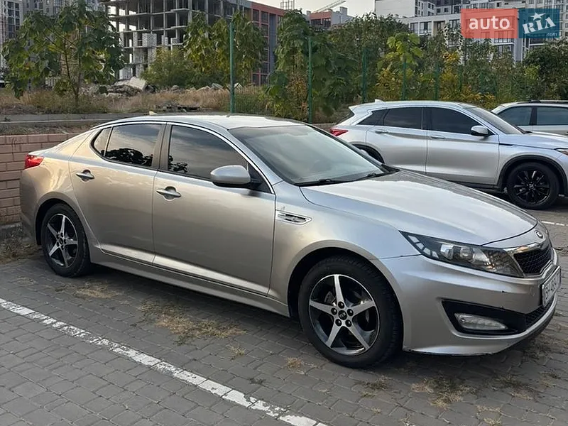 Kia K5 2012