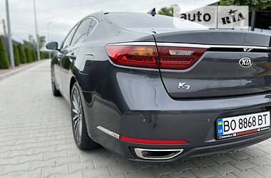 Седан Kia K7 2016 в Тернополе