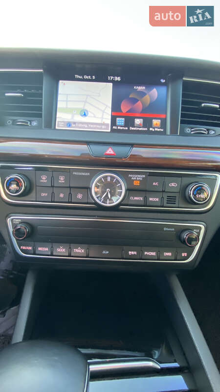 Седан Kia K7 2016 в Одессе