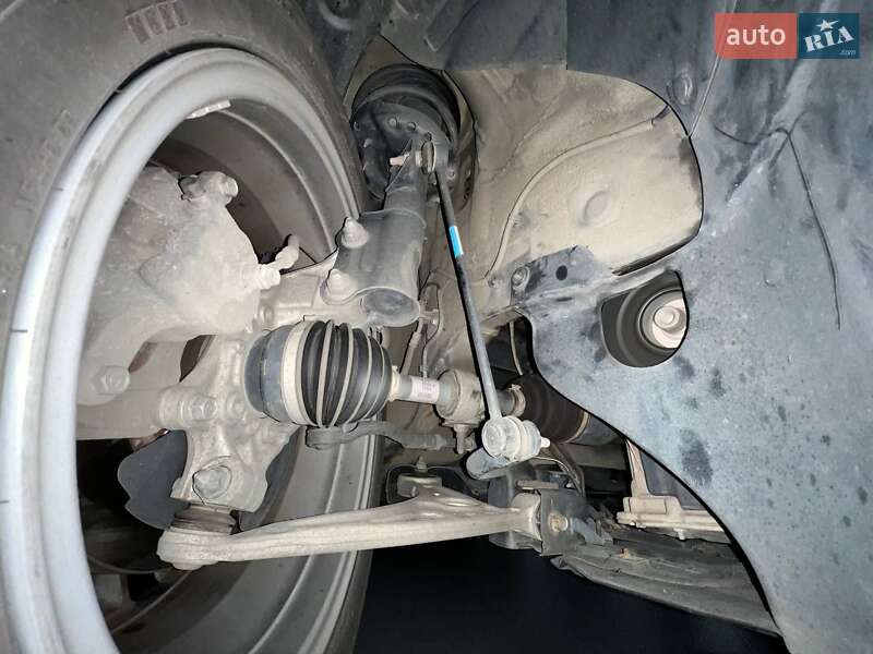 Седан Kia K7 2016 в Дніпрі