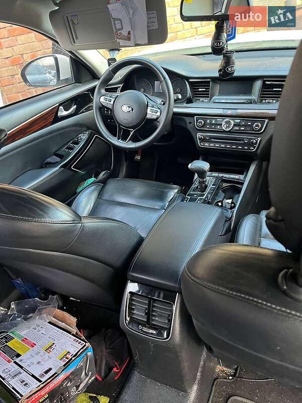 Седан Kia K7 2016 в Києві