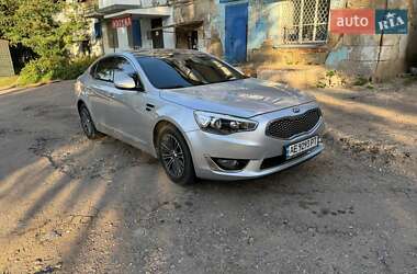 Седан Kia K7 2015 в 