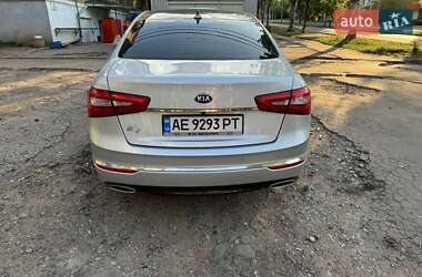 Седан Kia K7 2015 в 