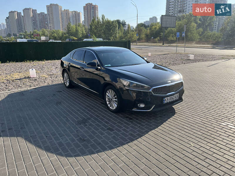 Седан Kia K7 2017 в Киеве