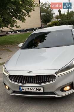 Седан Kia K7 2016 в Белой Церкви