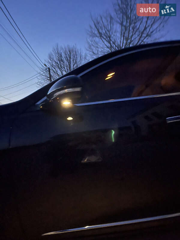 Седан Kia K7 2016 в Гусятині