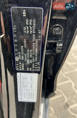 Седан Kia K7 2020 в 