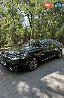 Седан Kia K7 2017 в 