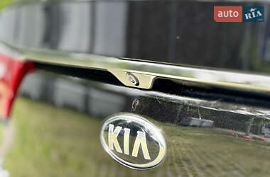Седан Kia K7 2018 в 