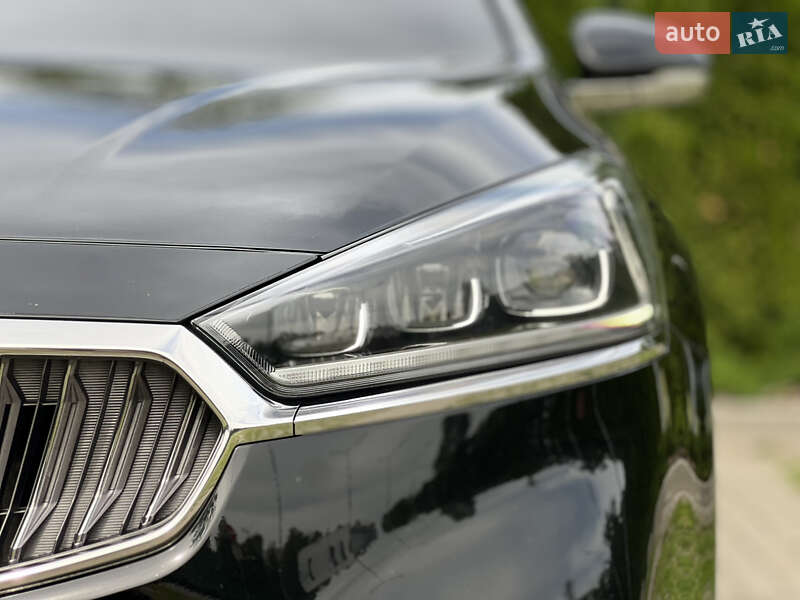Седан Kia K7 2018 в Харькове