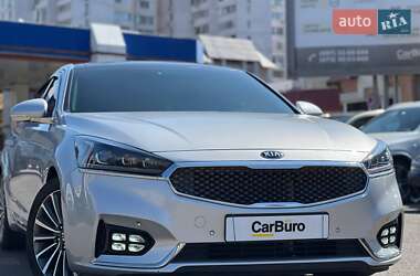 Седан Kia K7 2017 в 