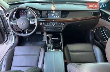 Седан Kia K7 2017 в 