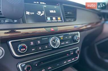 Седан Kia K7 2017 в 