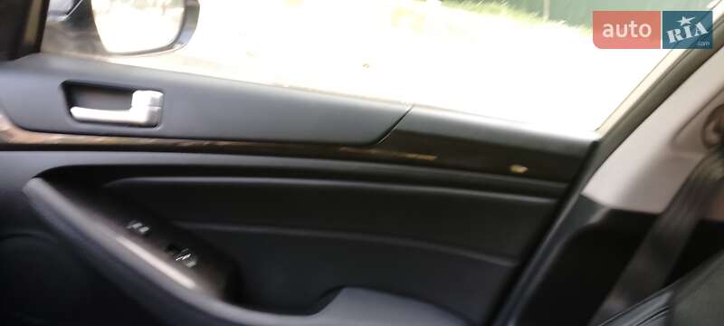 Седан Kia K7 2013 в Киеве