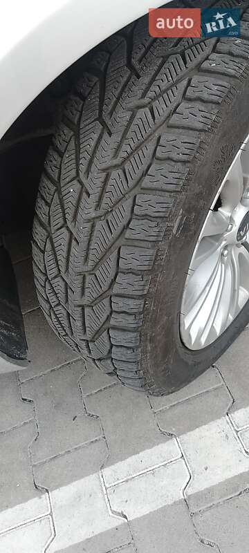 Седан Kia K7 2013 в Киеве