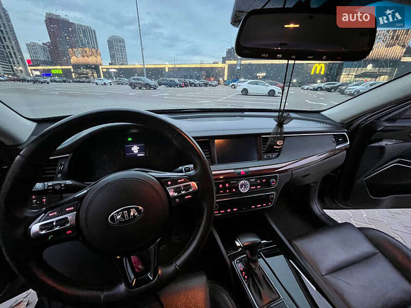 Седан Kia K7 2016 в Киеве