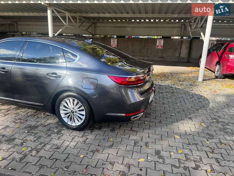Седан Kia K7 2018 в Хмельницькому