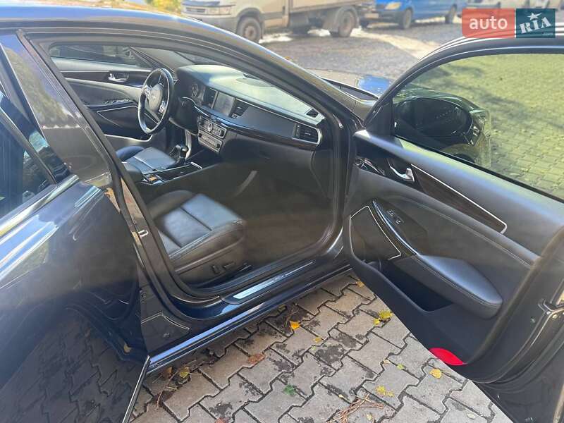 Седан Kia K7 2018 в Хмельницькому