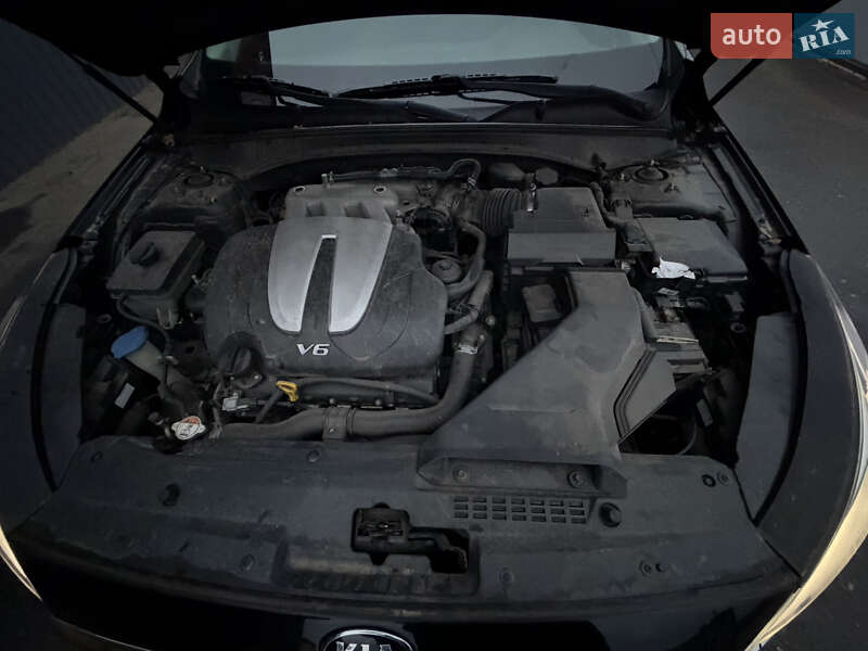 Седан Kia K7 2016 в Одессе