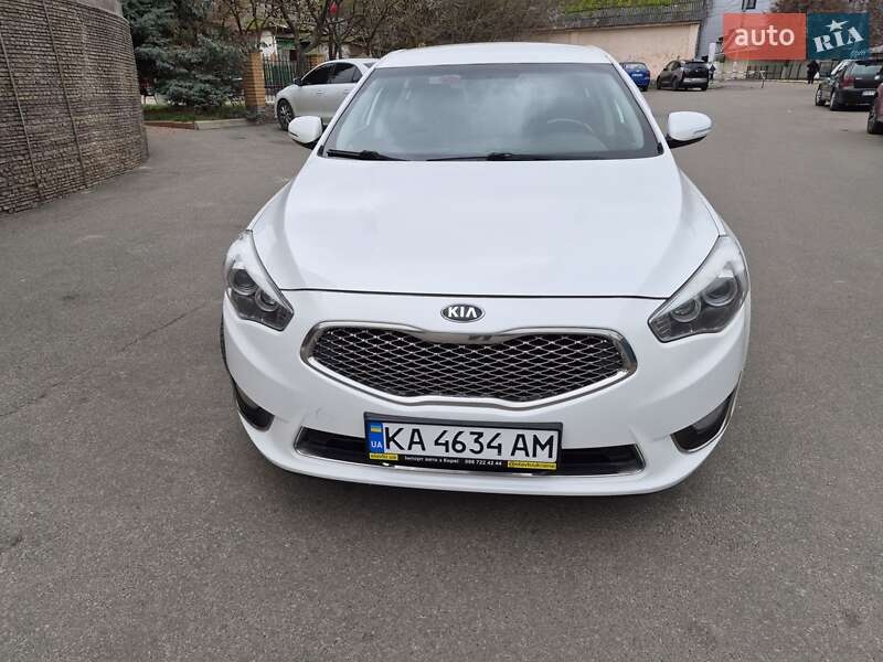 Седан Kia K7 2015 в Василькове