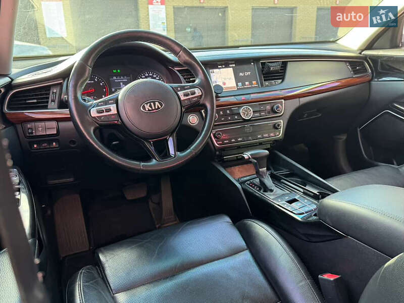 Седан Kia K7 2016 в Харькове