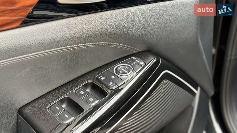 Седан Kia K7 2017 в Одессе